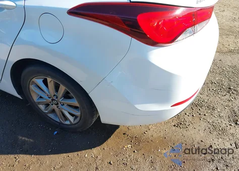 2014 Hyundai Elantra Se z USA, uszkodzony, nr VIN 5NPDH4AEXEH495667